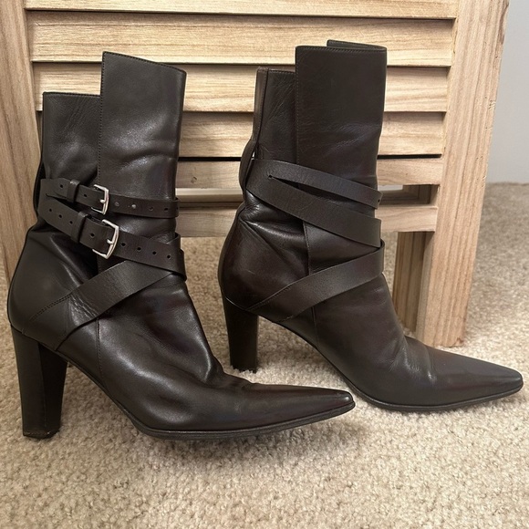 HERMES Brown leather ankle boots in dark brown size 7 - Picture 2 of 12